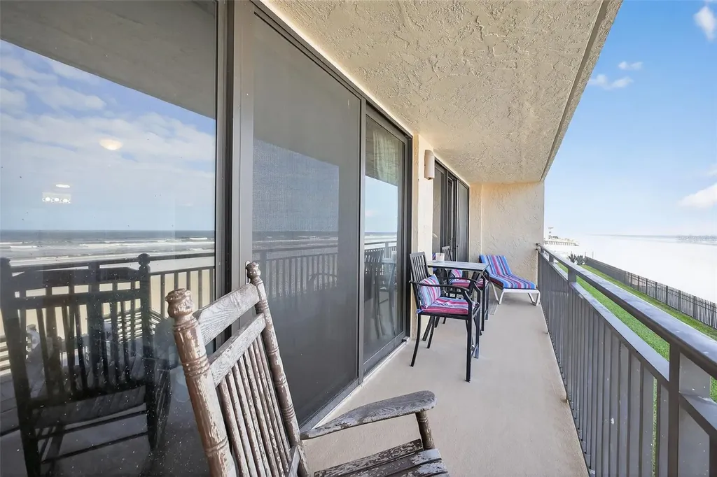 4139 S Atlantic Avenue S New Smyrna Beach FL 32169