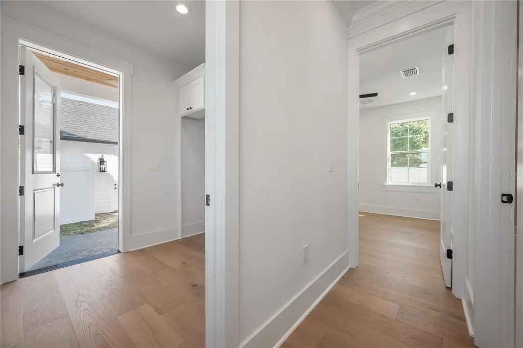 802 E Wilder Avenue Tampa FL 33603