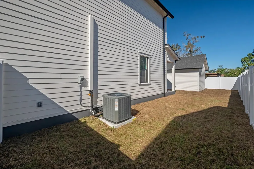 802 E Wilder Avenue Tampa FL 33603