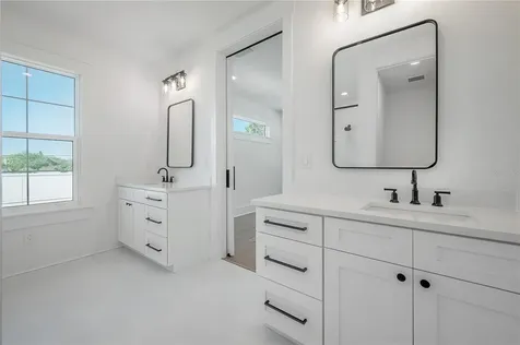 802 E Wilder Avenue Tampa FL 33603