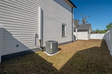 802 E Wilder Avenue Tampa FL 33603
