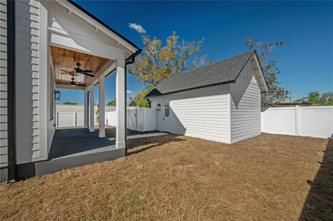 802 E Wilder Avenue Tampa FL 33603