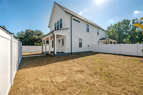 802 E Wilder Avenue Tampa FL 33603
