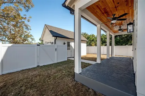 802 E Wilder Avenue Tampa FL 33603