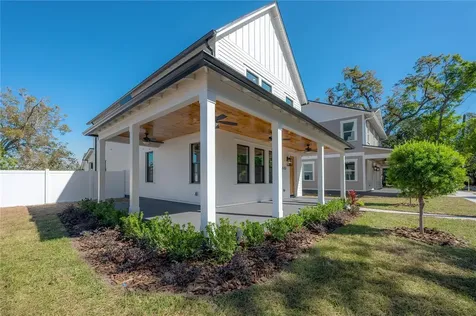802 E Wilder Avenue Tampa FL 33603