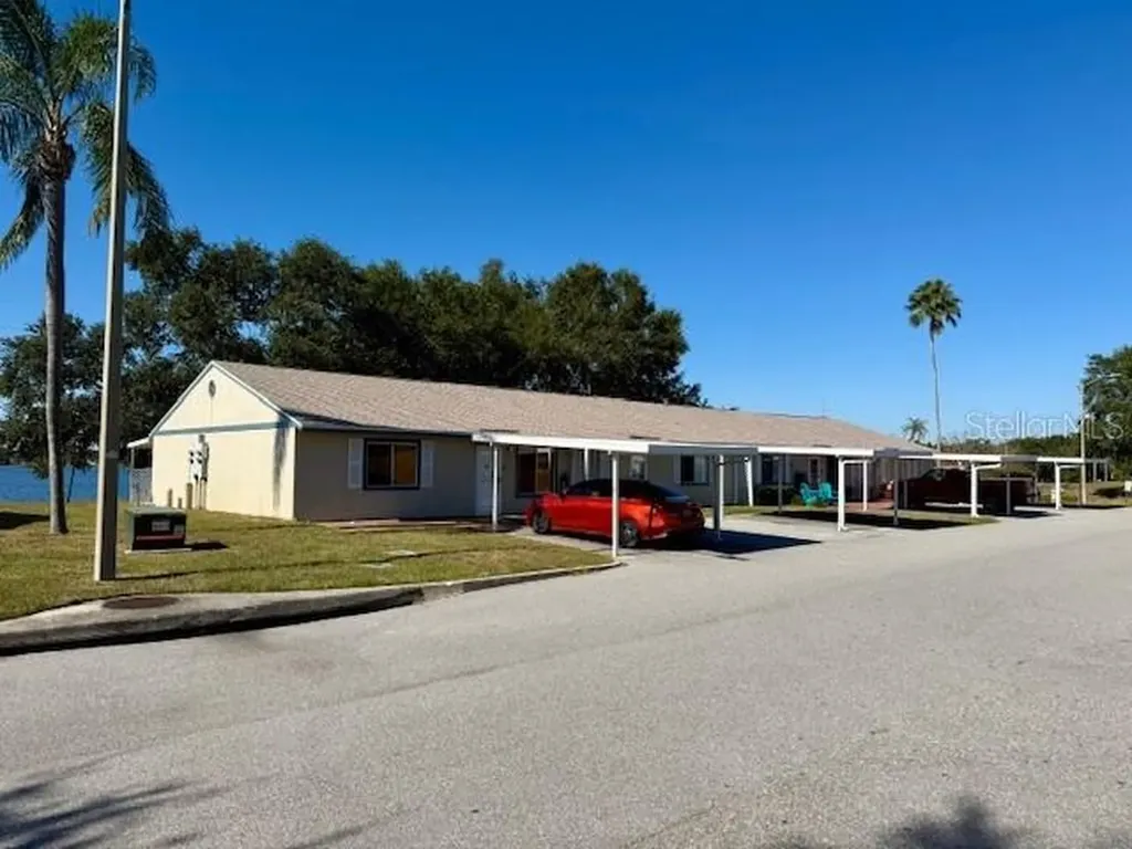 207 Winter Ridge Boulevard Winter Haven FL 33881