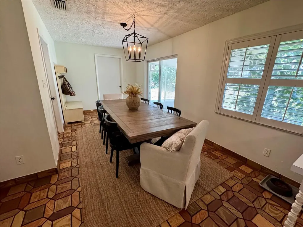 525 NE 21st Avenue Ocala FL 34470
