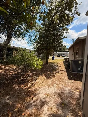 1065 N 10th Street Eagle Lake FL 33839