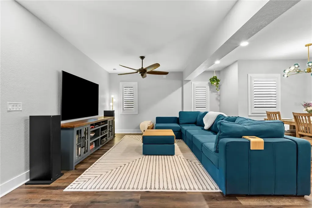 623 1st Avenue N Safety Harbor FL 34695