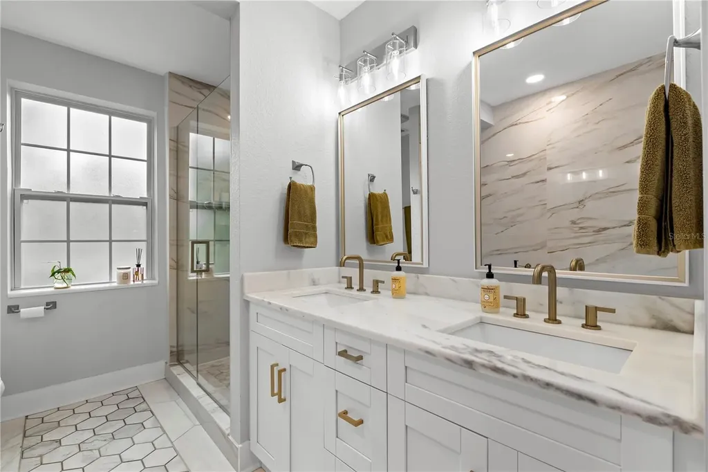 623 1st Avenue N Safety Harbor FL 34695