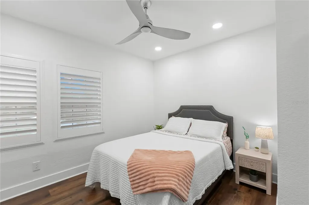 623 1st Avenue N Safety Harbor FL 34695