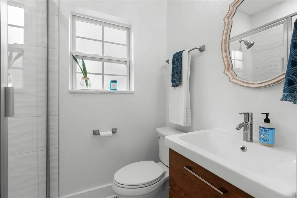 623 1st Avenue N Safety Harbor FL 34695