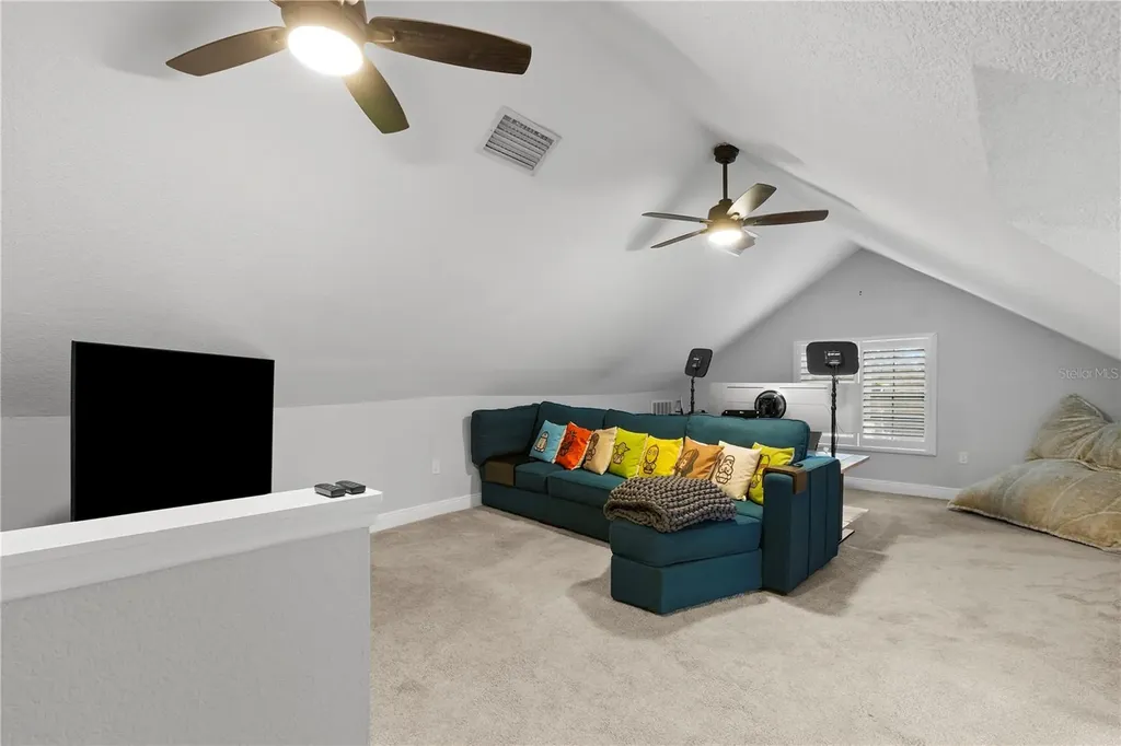 623 1st Avenue N Safety Harbor FL 34695