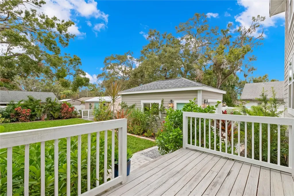 623 1st Avenue N Safety Harbor FL 34695