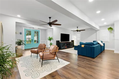 623 1st Avenue N Safety Harbor FL 34695