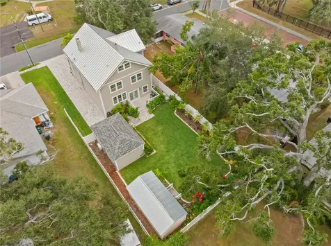 623 1st Avenue N Safety Harbor FL 34695