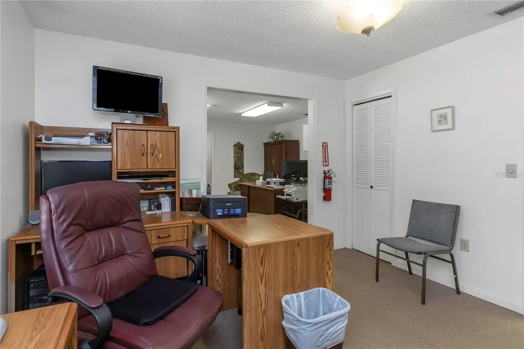 17515 Lakeshore Road Lutz FL 33558