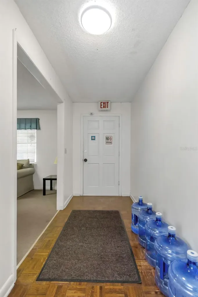 17515 Lakeshore Road Lutz FL 33558