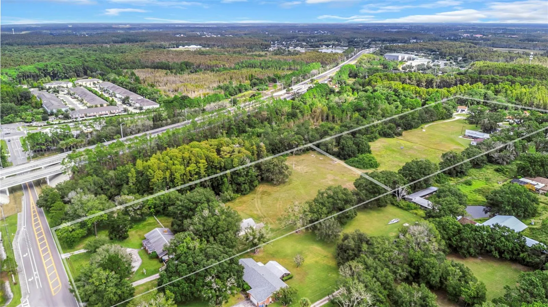 17515 Lakeshore Road Lutz FL 33558