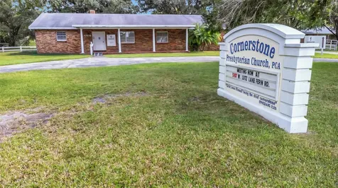 17515 Lakeshore Road Lutz FL 33558