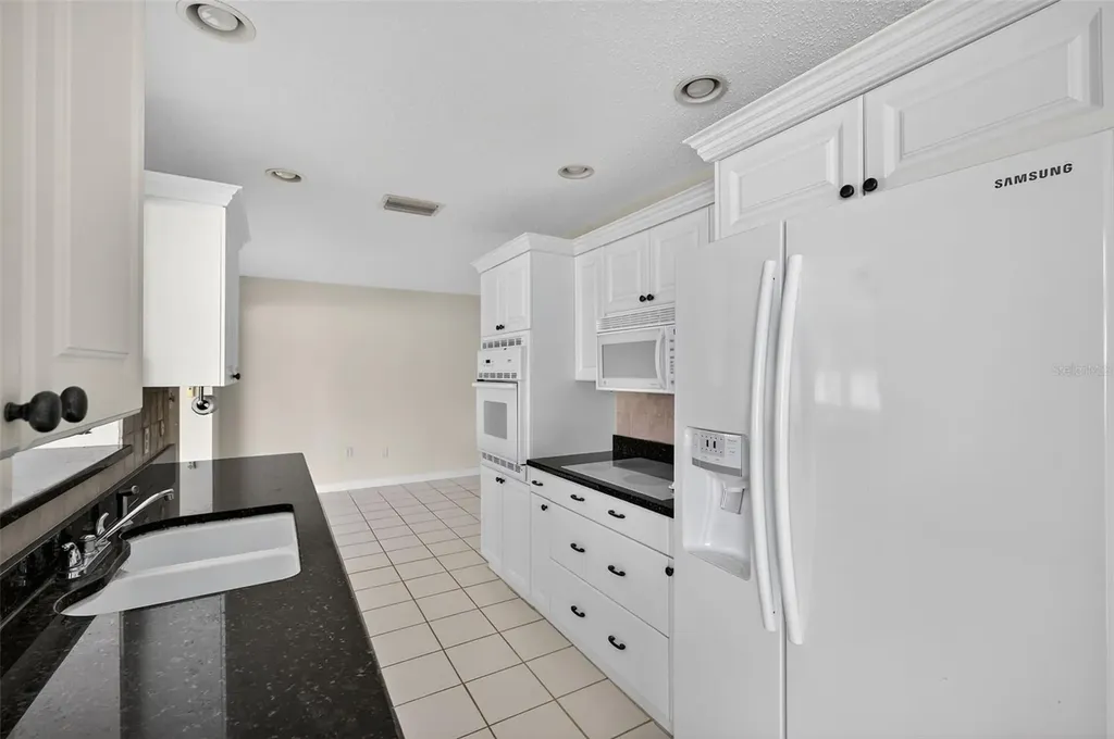 4300 50th Place S St Petersburg FL 33711