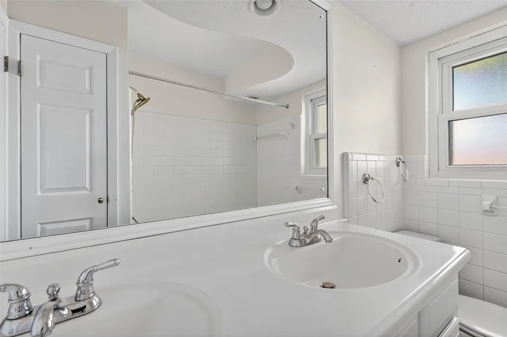 4300 50th Place S St Petersburg FL 33711