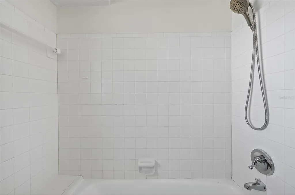 4300 50th Place S St Petersburg FL 33711