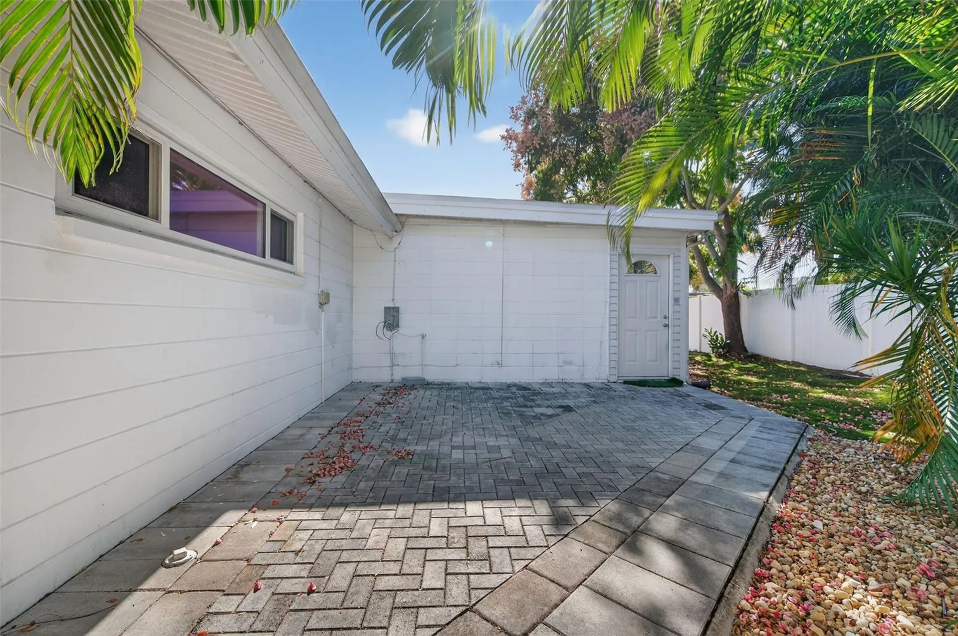 4300 50th Place S St Petersburg FL 33711