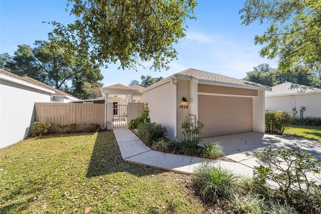 1928 NE 36th Court Ocala FL 34470