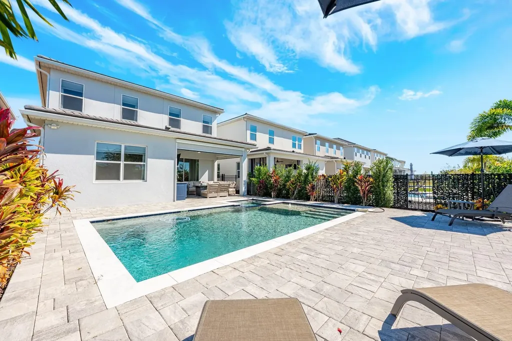 15714 Vetta Drive Bella Collina FL 34756