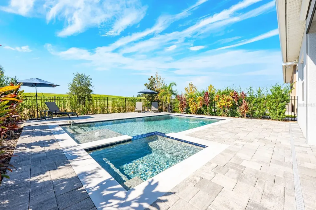 15714 Vetta Drive Bella Collina FL 34756