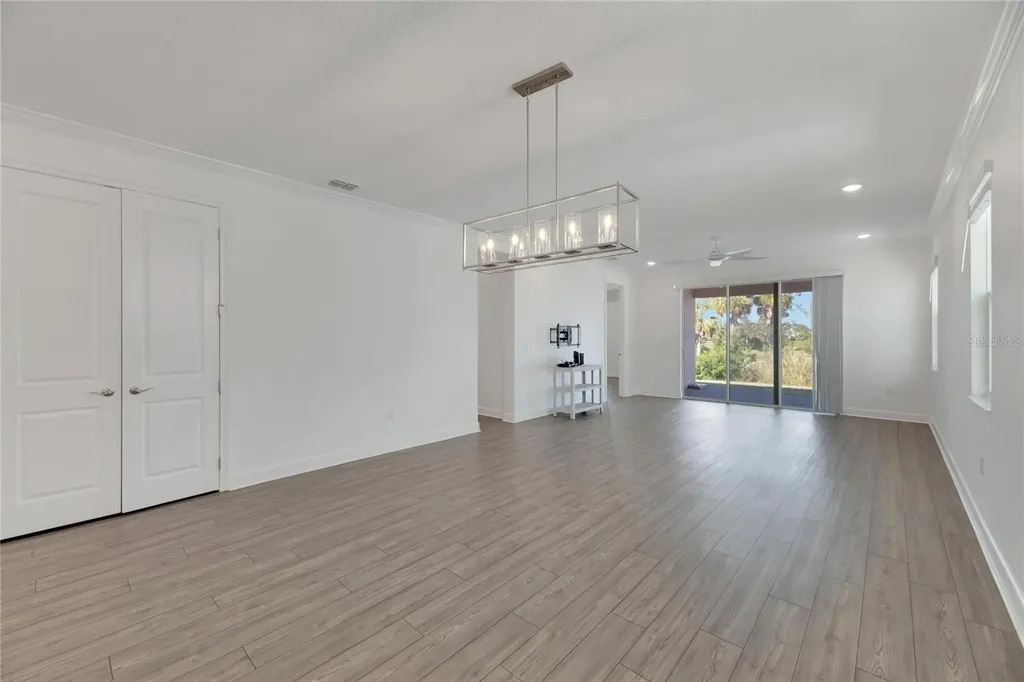 923 Signet Drive Apollo Beach FL 33572