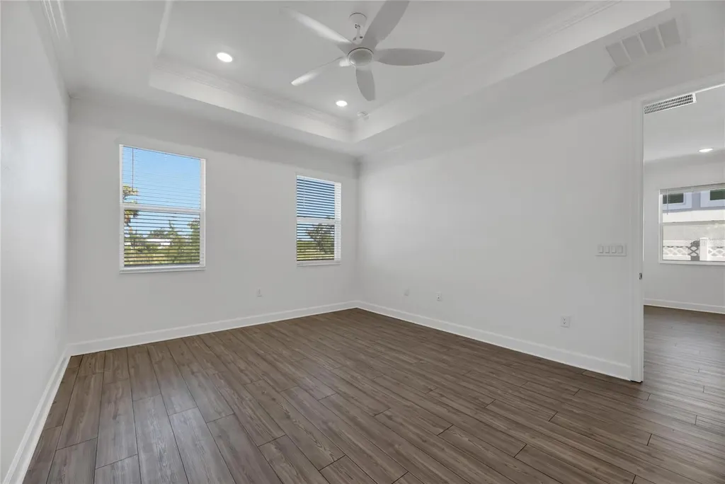 923 Signet Drive Apollo Beach FL 33572