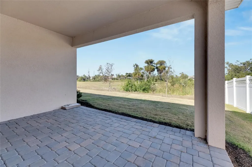 923 Signet Drive Apollo Beach FL 33572