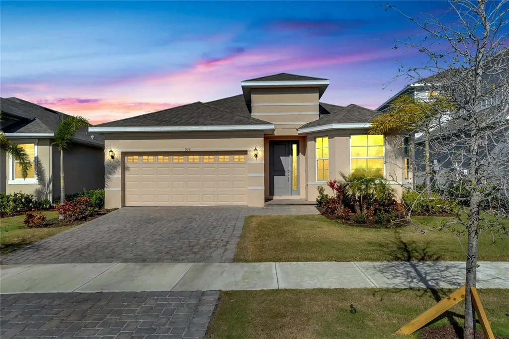 923 Signet Drive Apollo Beach FL 33572