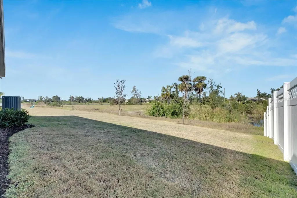 923 Signet Drive Apollo Beach FL 33572
