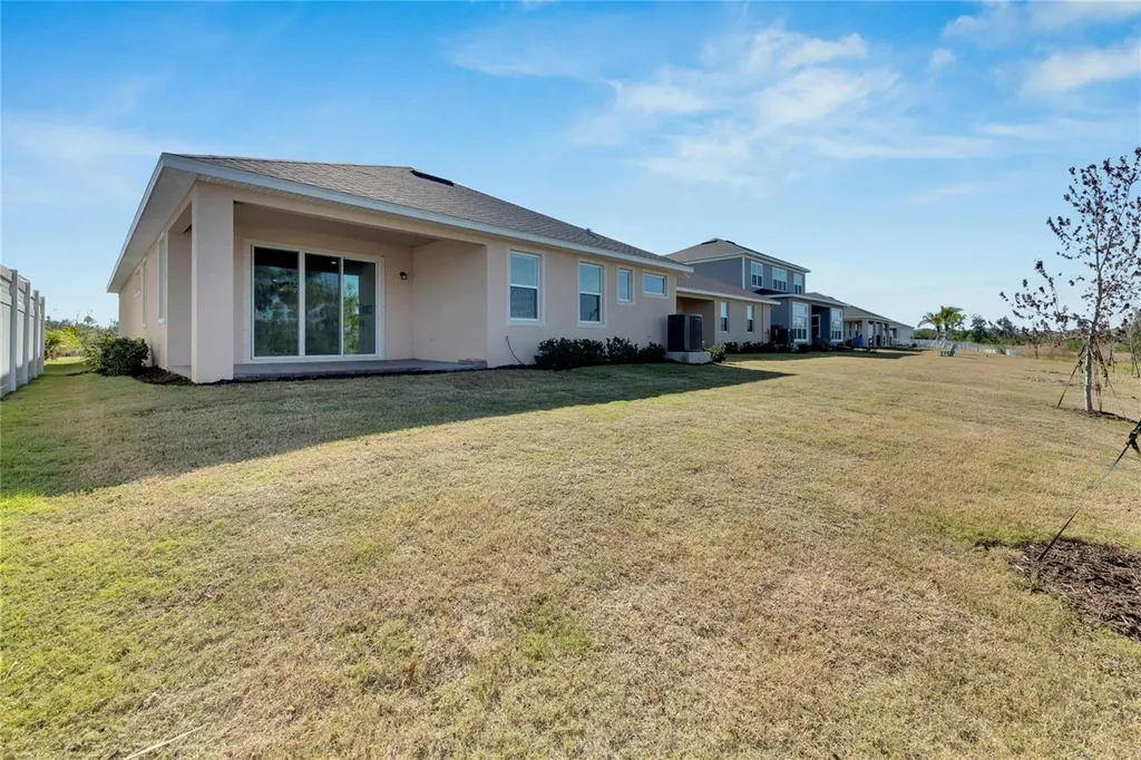 923 Signet Drive Apollo Beach FL 33572