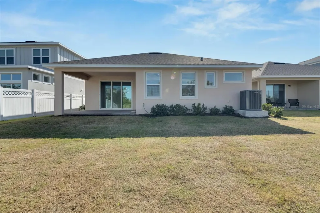 923 Signet Drive Apollo Beach FL 33572
