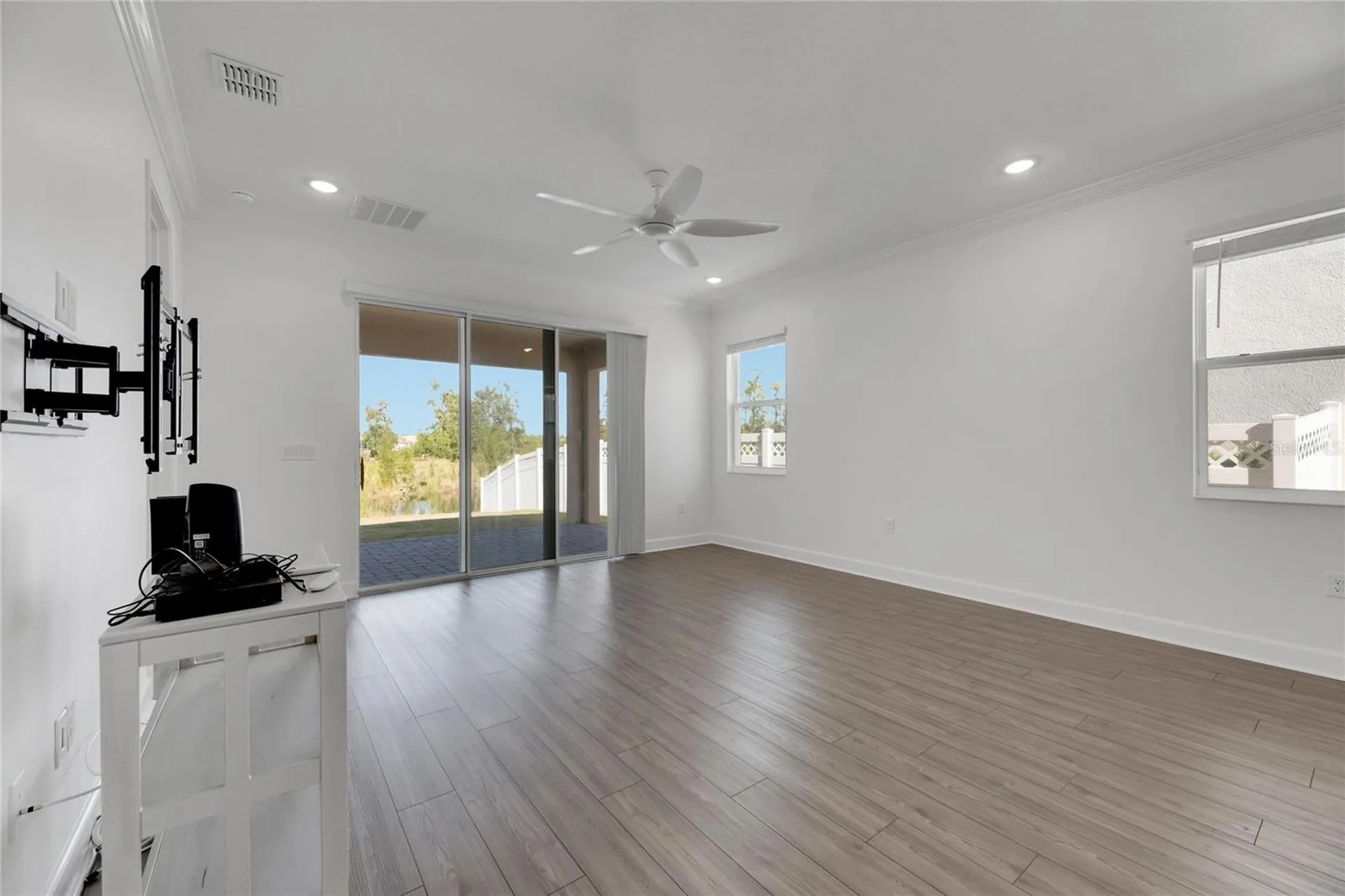 923 Signet Drive Apollo Beach FL 33572