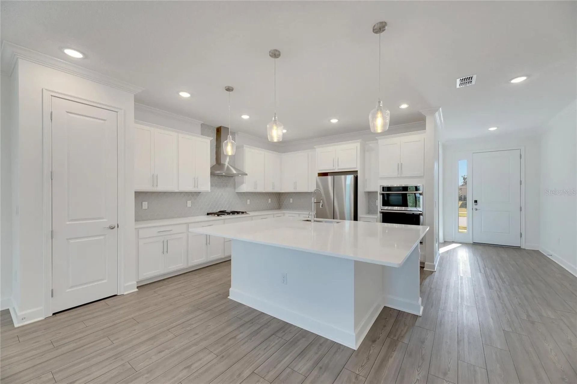 923 Signet Drive Apollo Beach FL 33572