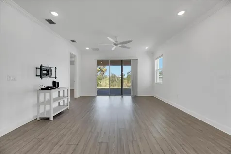 923 Signet Drive Apollo Beach FL 33572