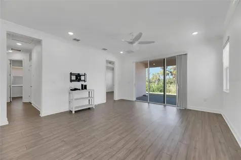 923 Signet Drive Apollo Beach FL 33572