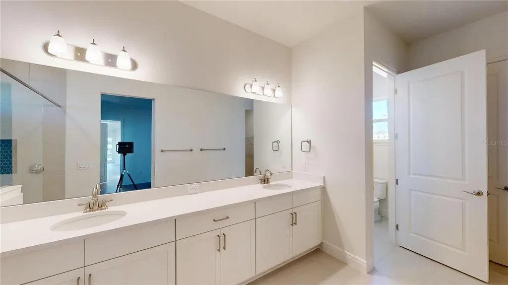 10173 Gobat Alley Orlando FL 32827