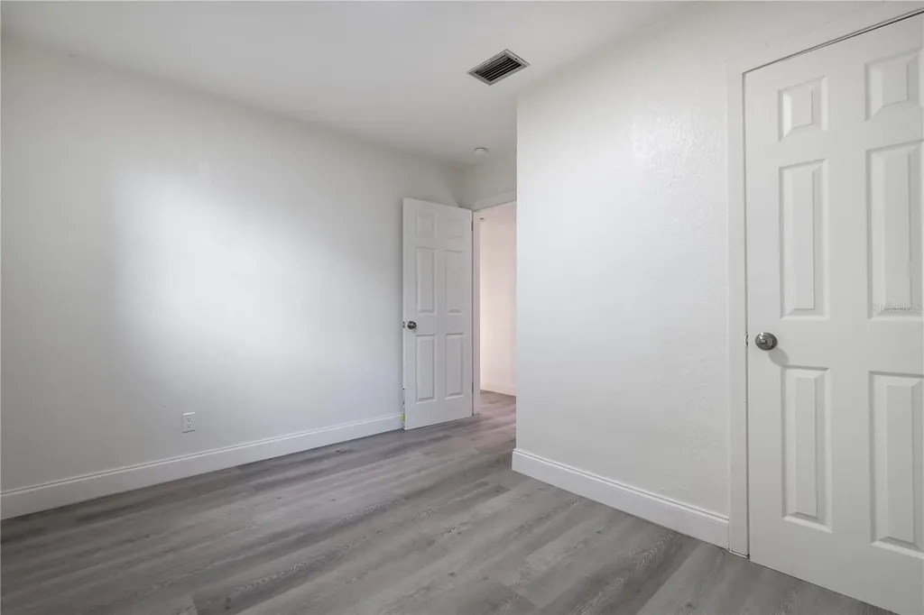 409 S Alder Avenue Orlando FL 32807