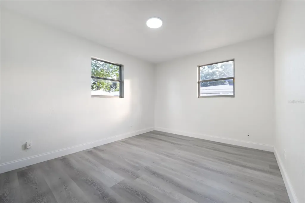 409 S Alder Avenue Orlando FL 32807
