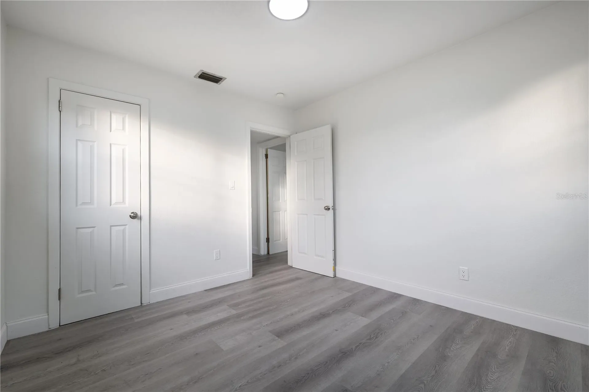409 S Alder Avenue Orlando FL 32807