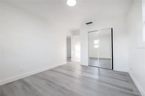 409 S Alder Avenue Orlando FL 32807