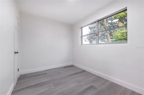 409 S Alder Avenue Orlando FL 32807