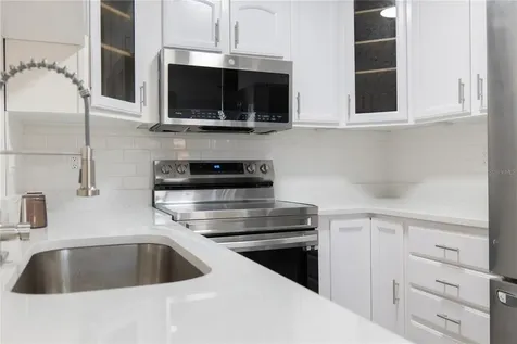 409 S Alder Avenue Orlando FL 32807