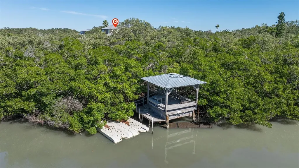 2000 Bayview Drive Tierra Verde FL 33715